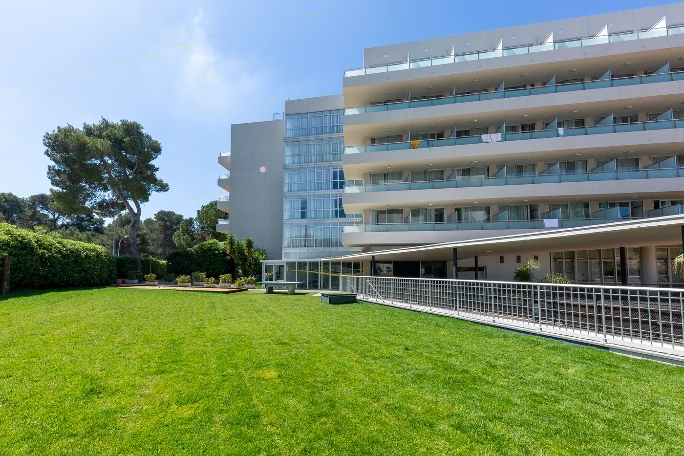 Medplaya-Hotel-Calypso-General-view-9