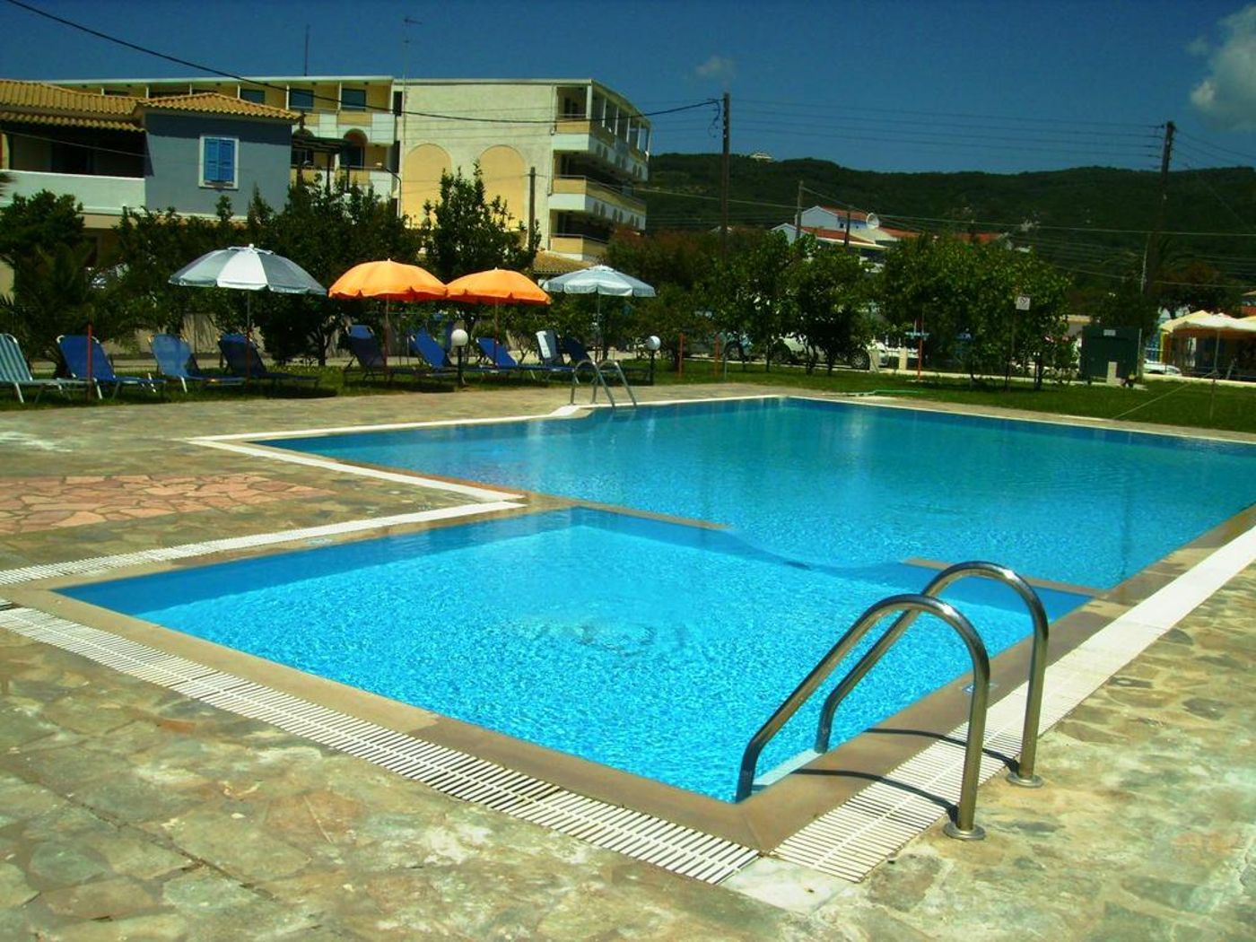 Aggelos Family Hotel