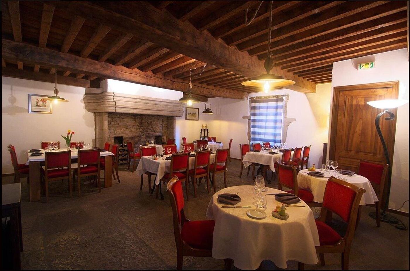 Auberge Du Vernay - France - CHARETTE - Restaurant - 4