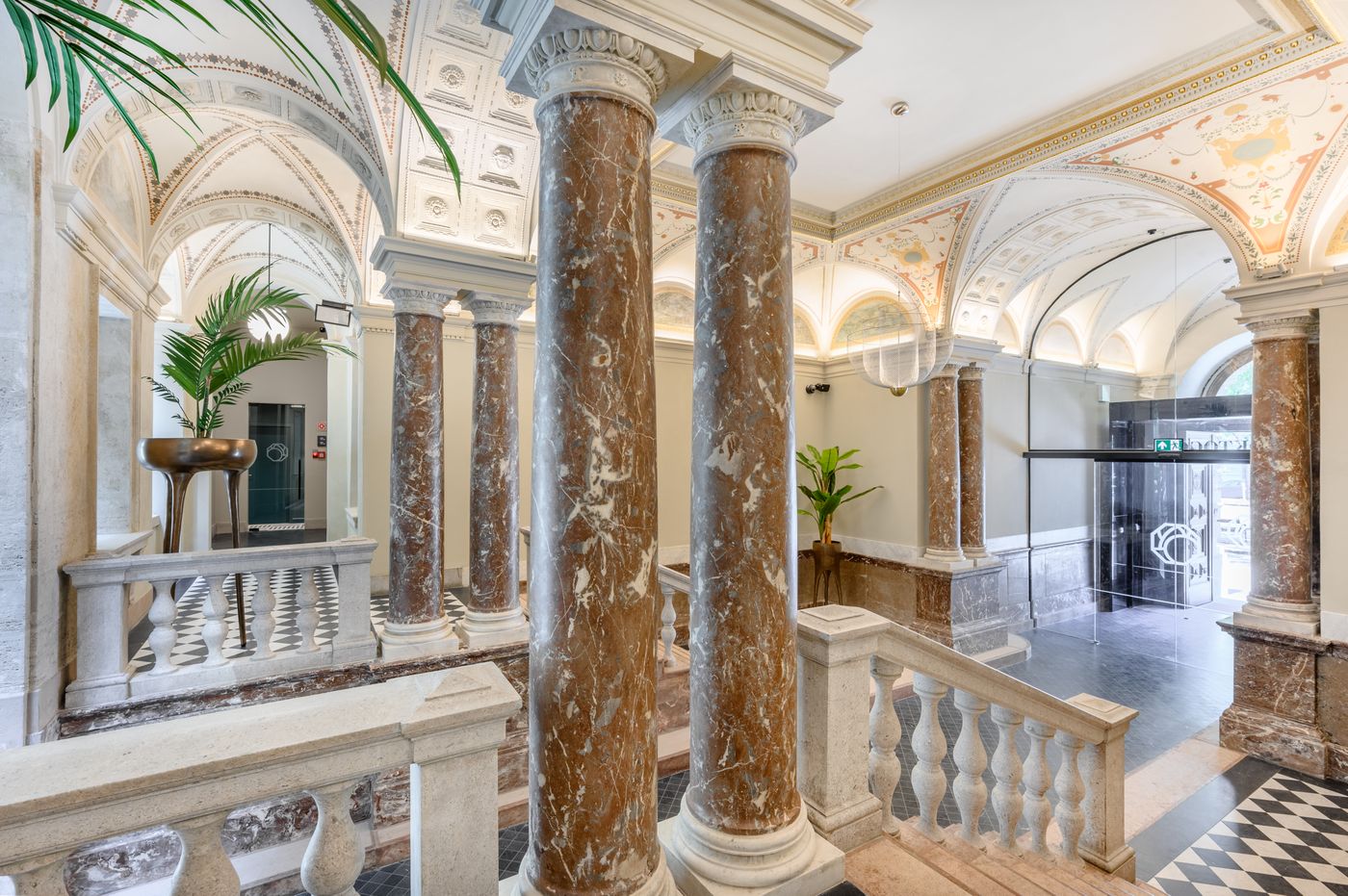 Hotel-Oktogon-Haggenmacher-General-view-12