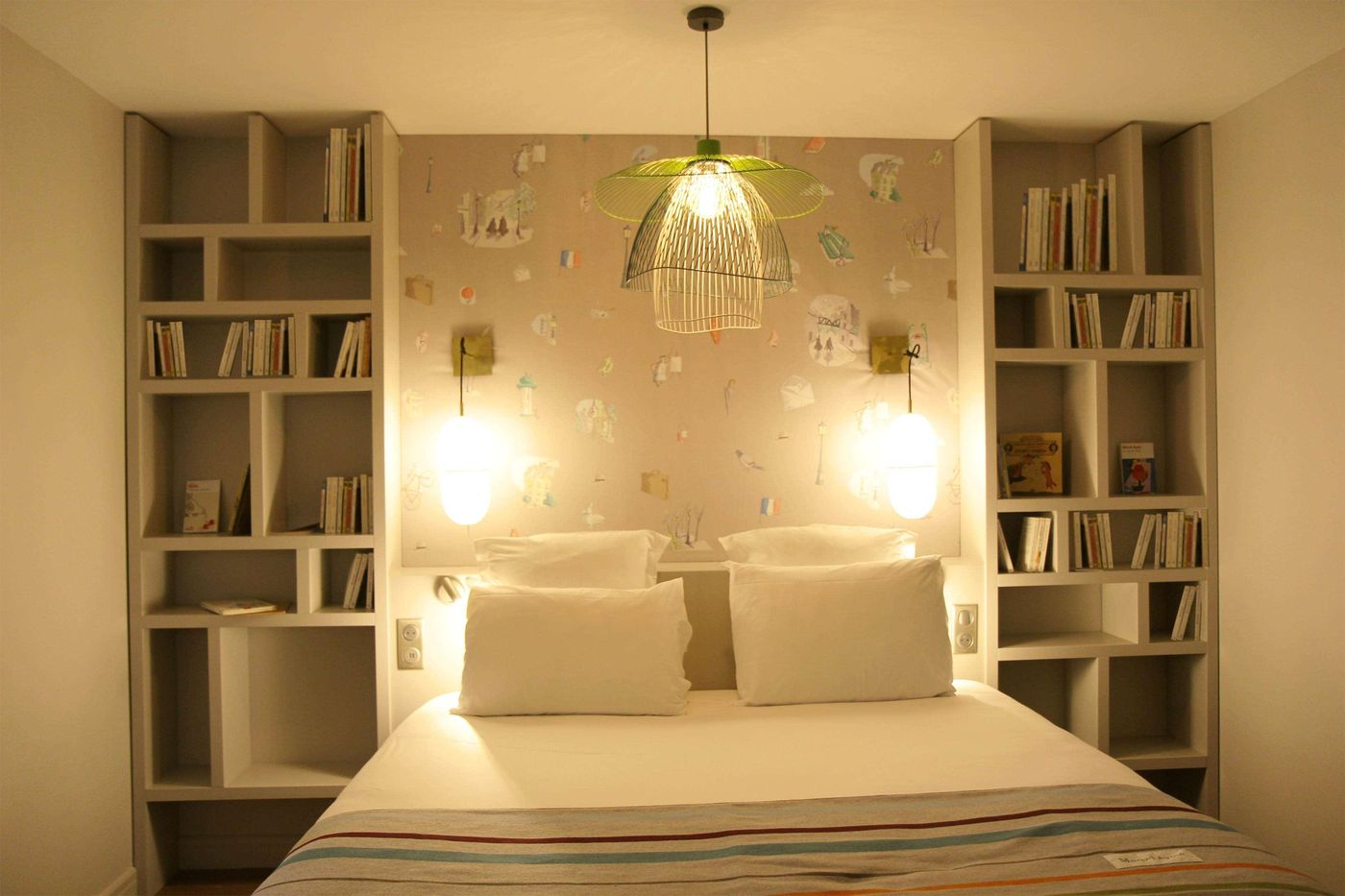 Hotel-Litteraire-Marcel-Ayme--BW-Premier-Collectio-Room-44