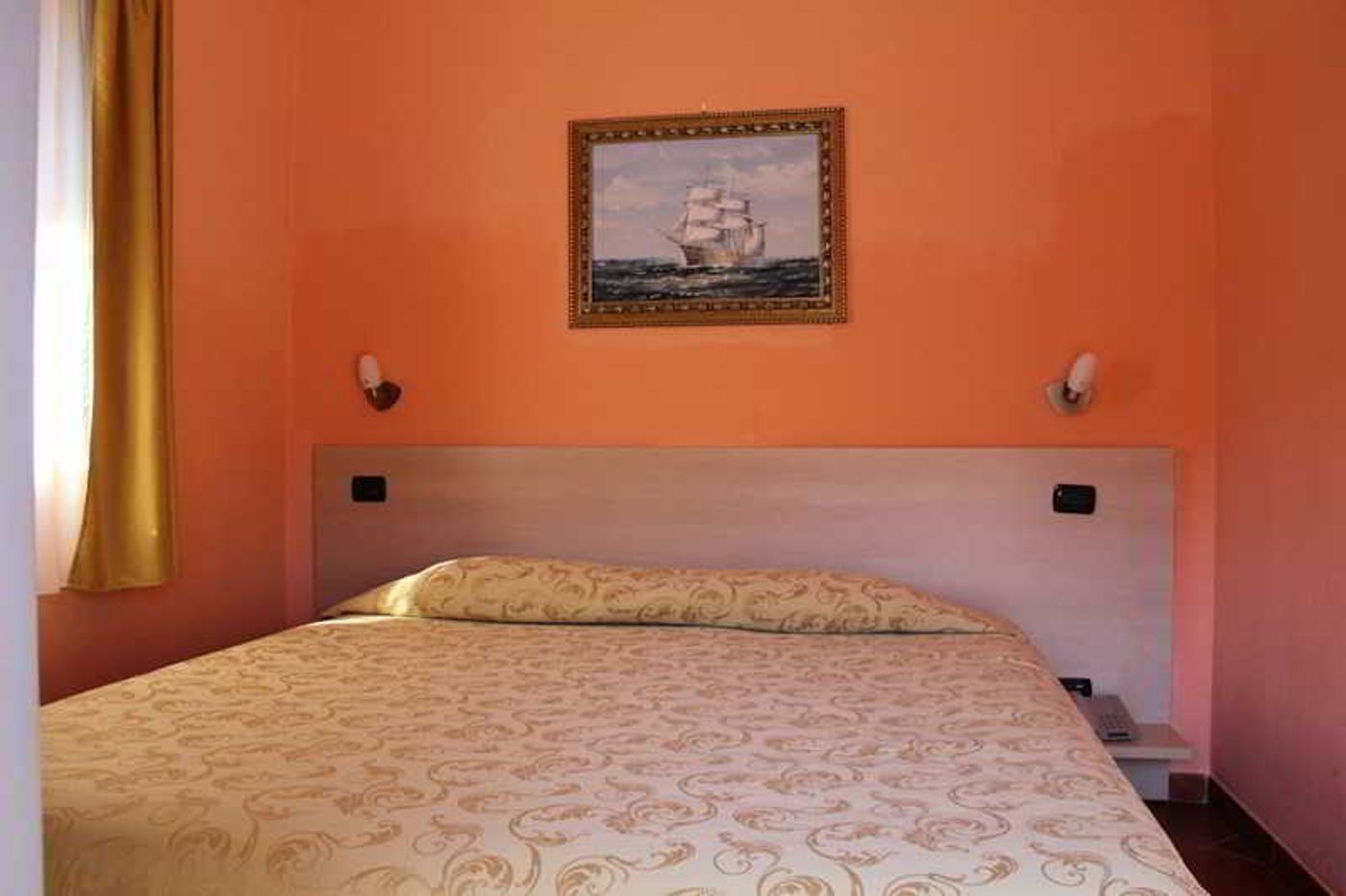 Lizard Hotel-Italy-COMO-Room-10
