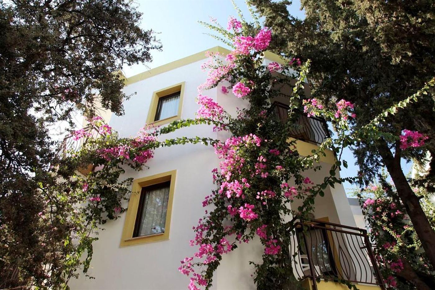 Club-La-Luna-General-view-5