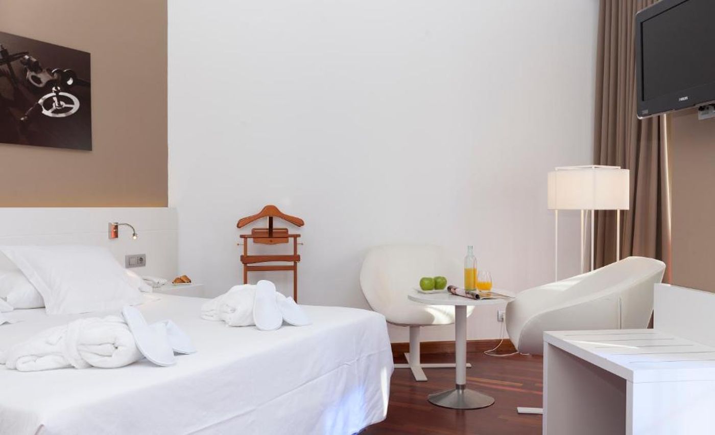 URH-Ciutat-de-Mataro-Room-10