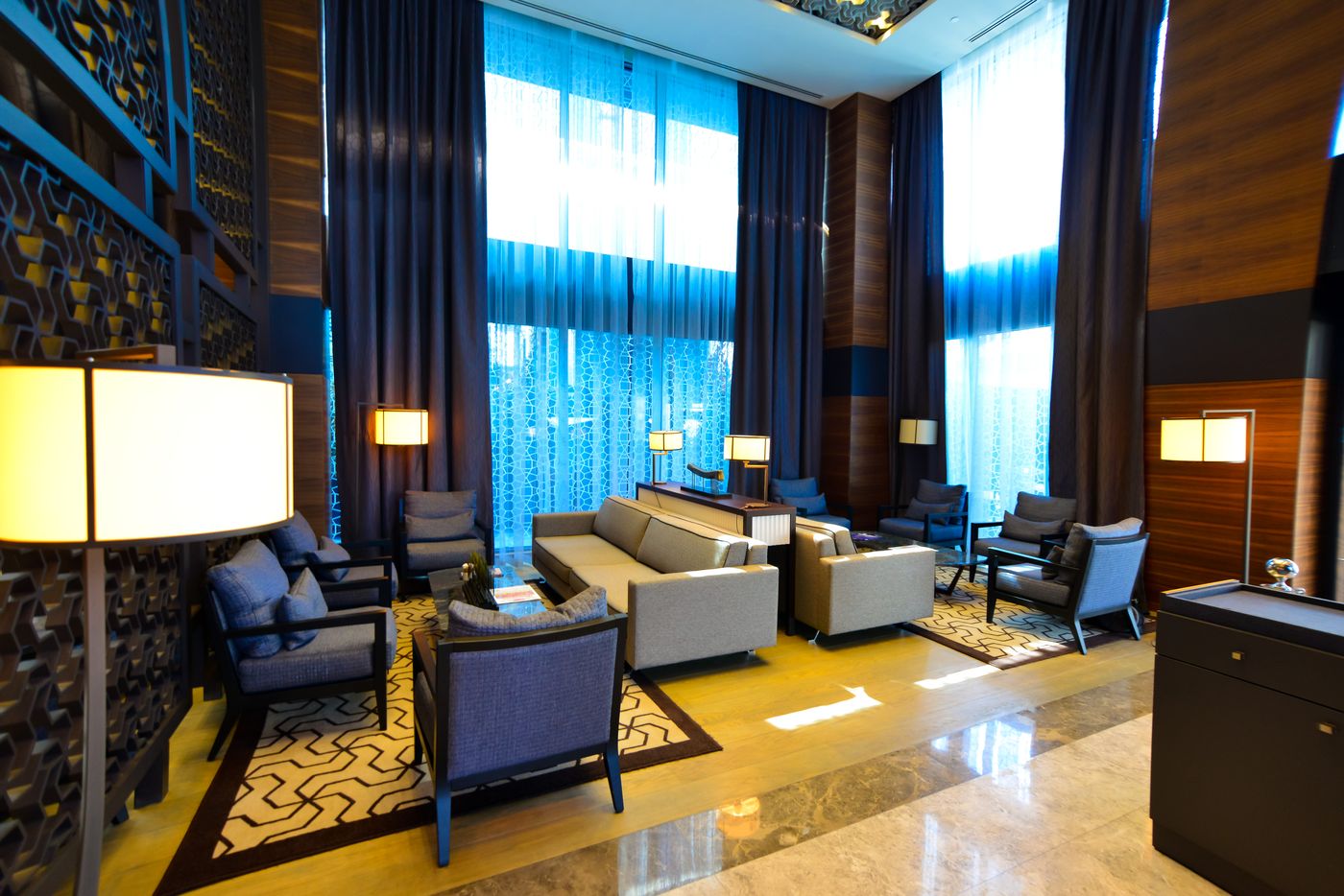 Golden-Tulip-Istanbul-Bayrampasa-Lobby-20