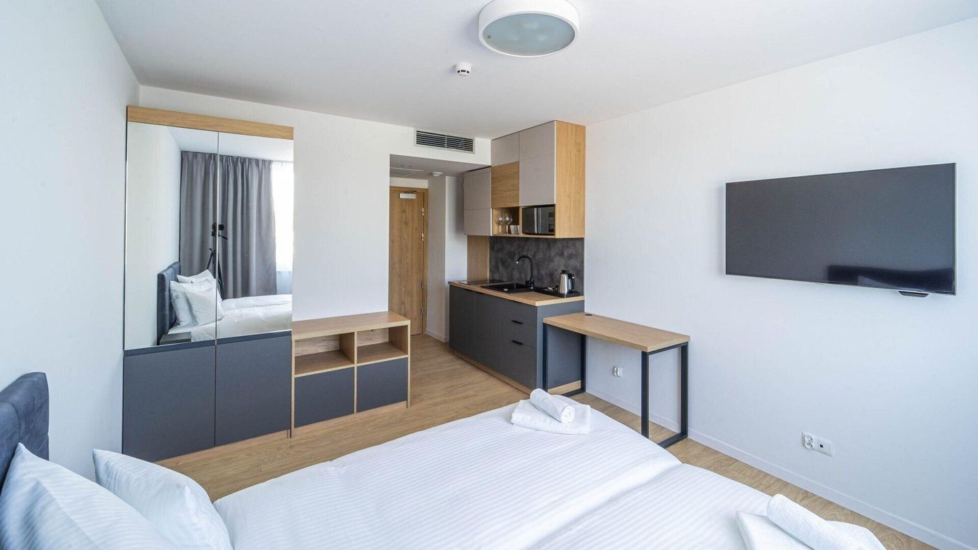 Milo Aparthotel-Poland-Wroclaw-Room-8