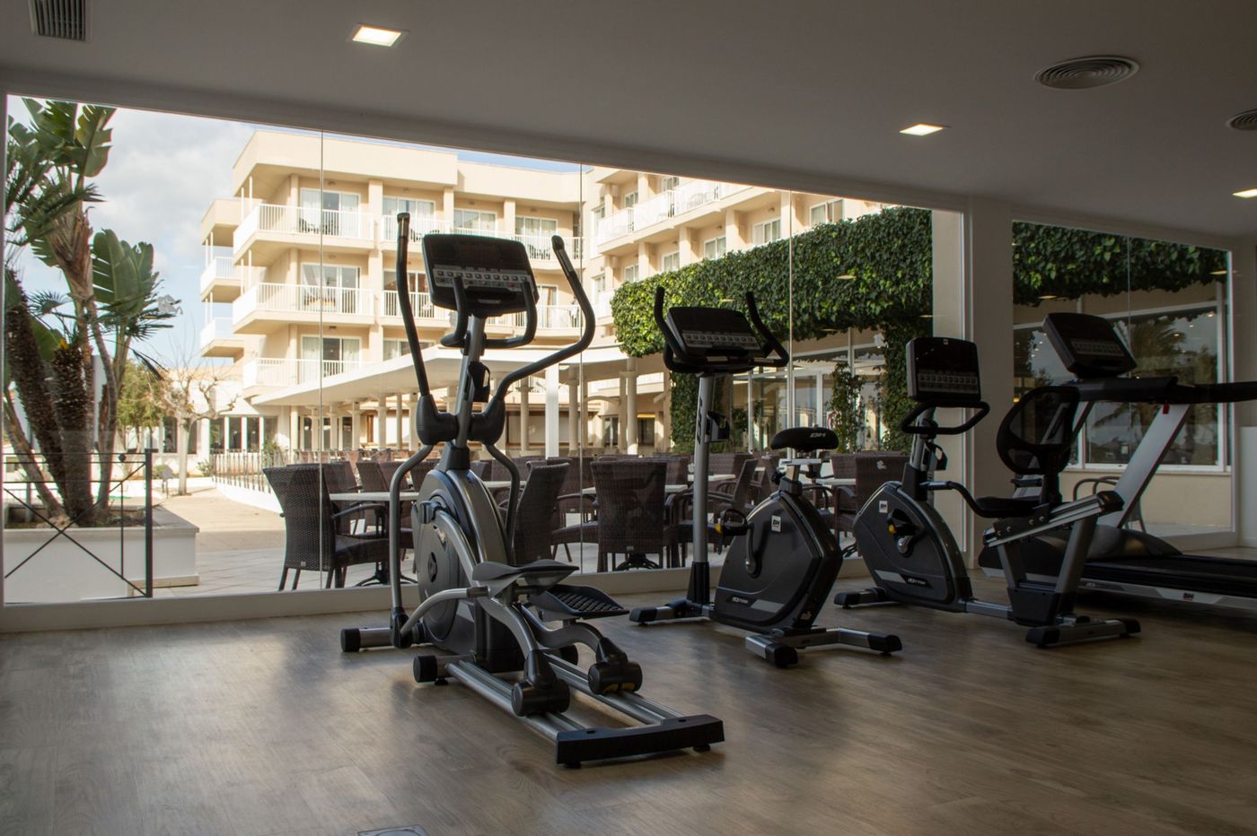 MINURA-SUR-MENORCA---WATERPARK-Sports-and-Entertainment-66