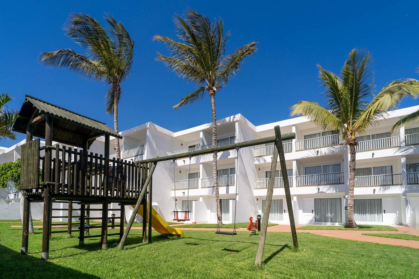 Plus-Fariones-Apartamentos-General-view-21