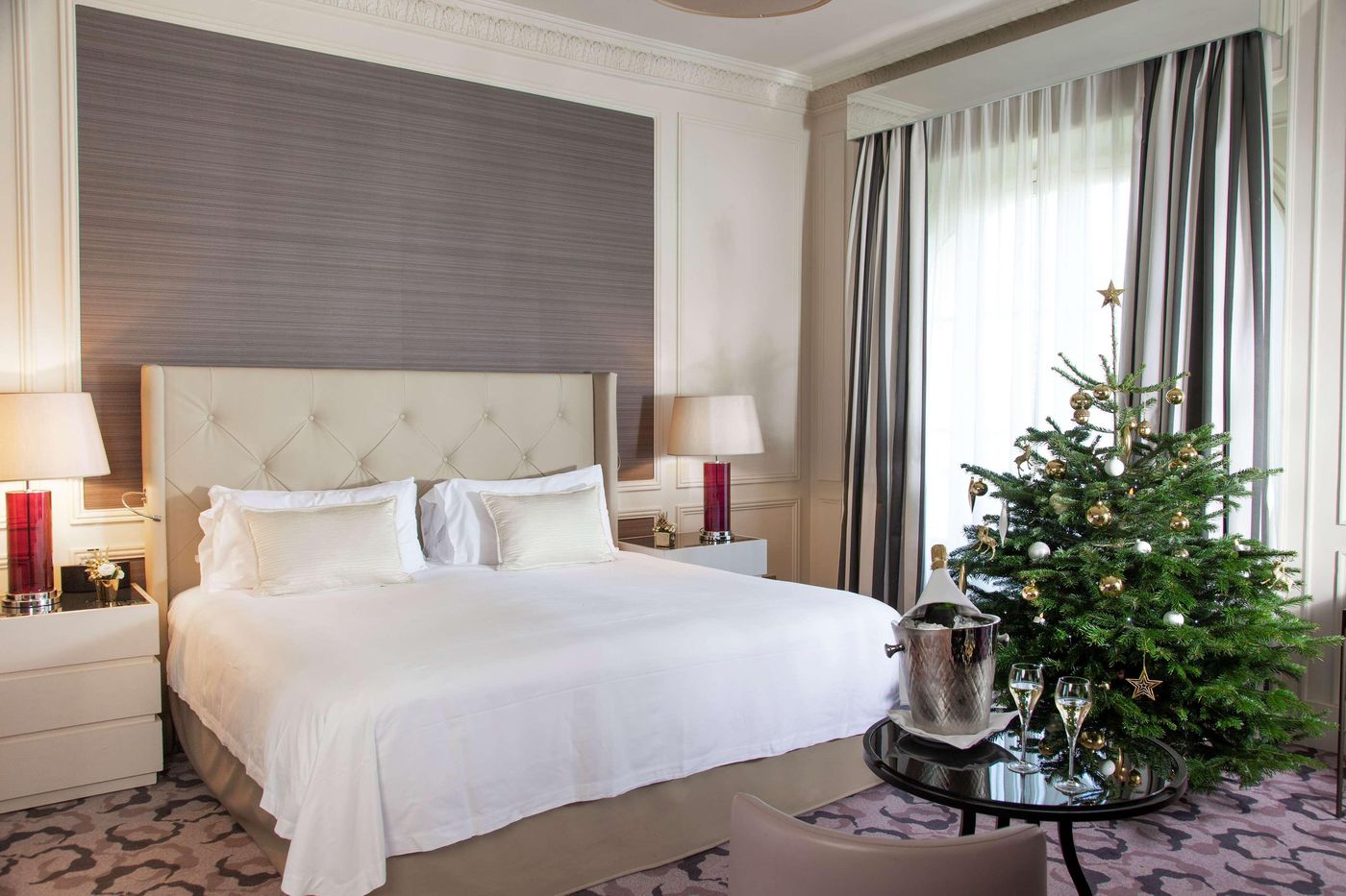 Waldorf-Astoria-Versailles---Trianon-Palace-Room-28