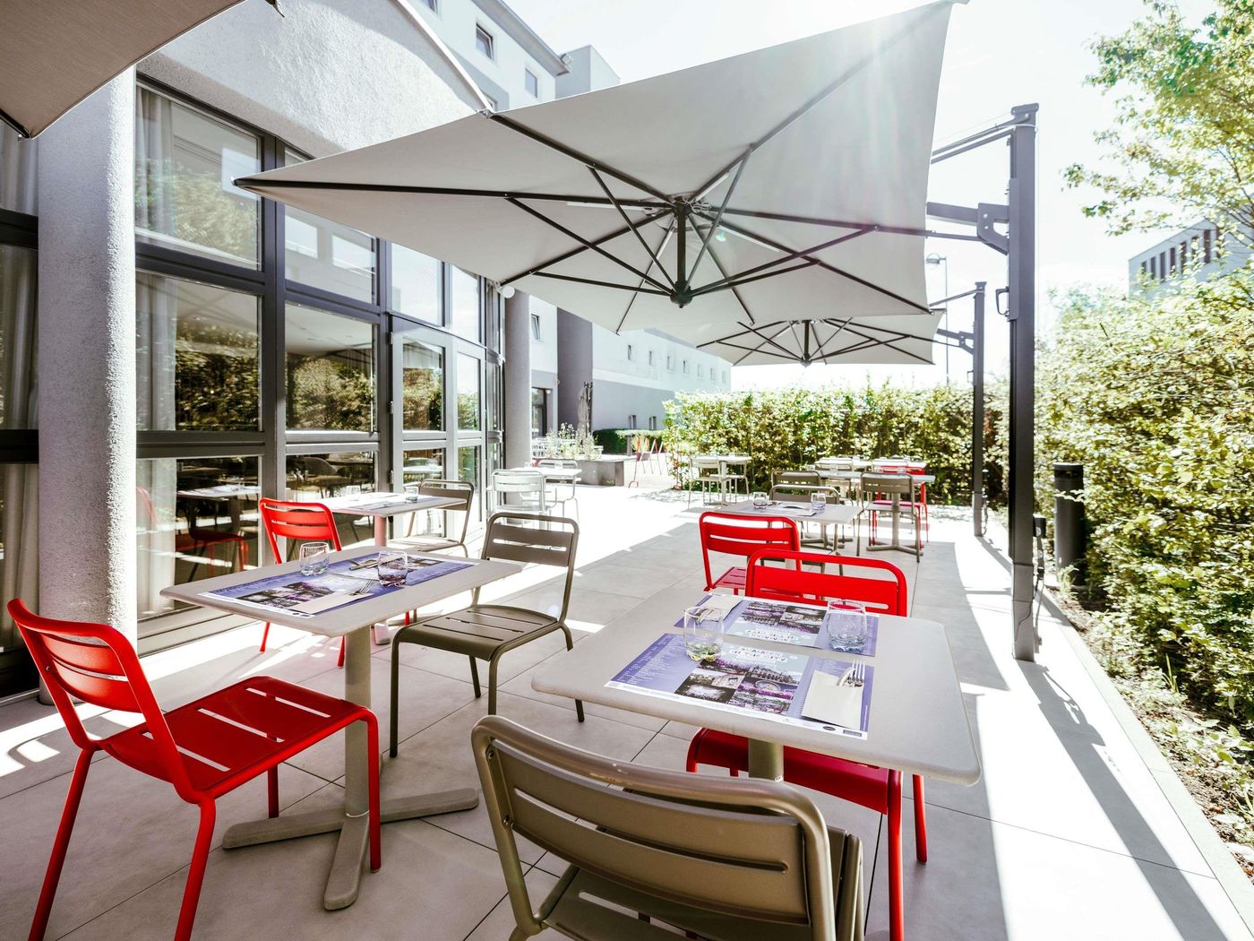 ibis-Luxembourg-Aeroport-Bar-43