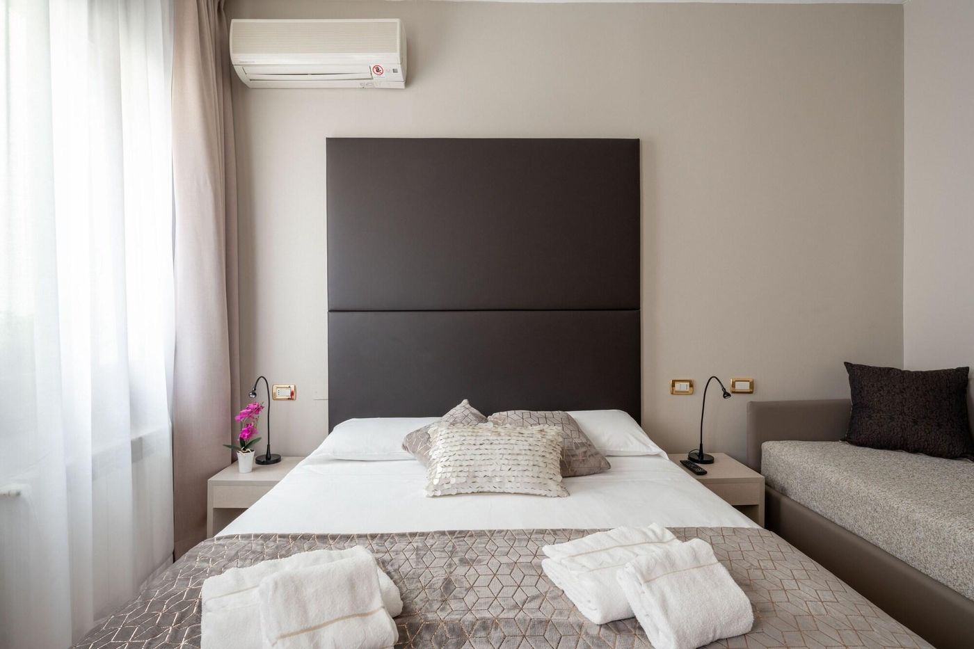 Hotel-Herion-Room-25