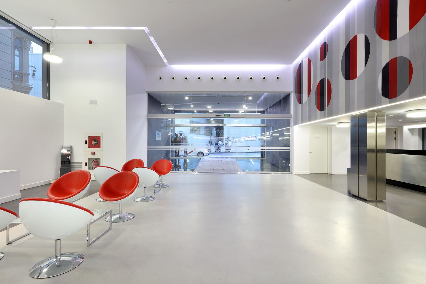 Eurostars-Central-Lobby-7