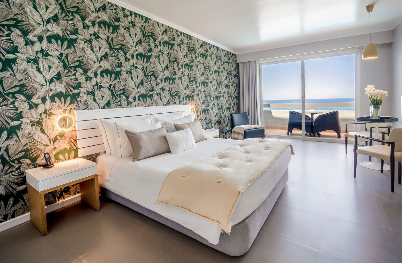 HOTEL-ARRIBAS-Room-9