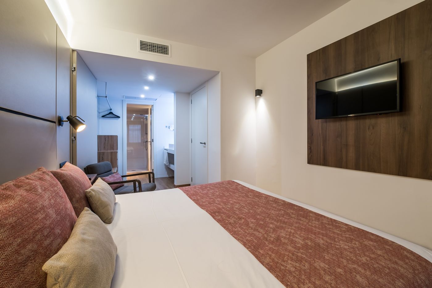 Aptos-Eurobuilding-2-Room-26