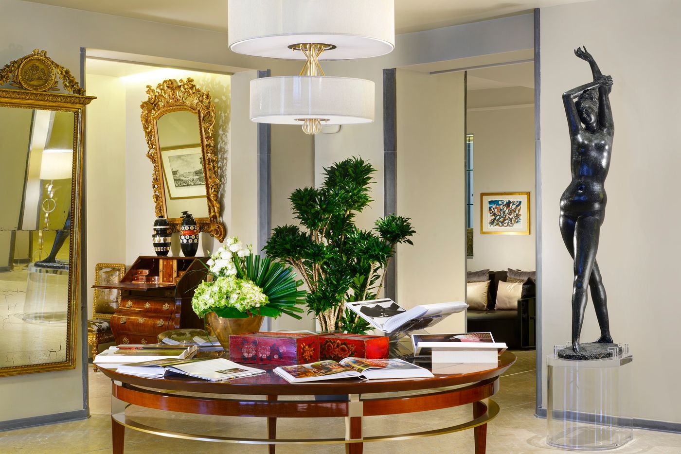 Grand-Hotel-Minerva-Lobby-16