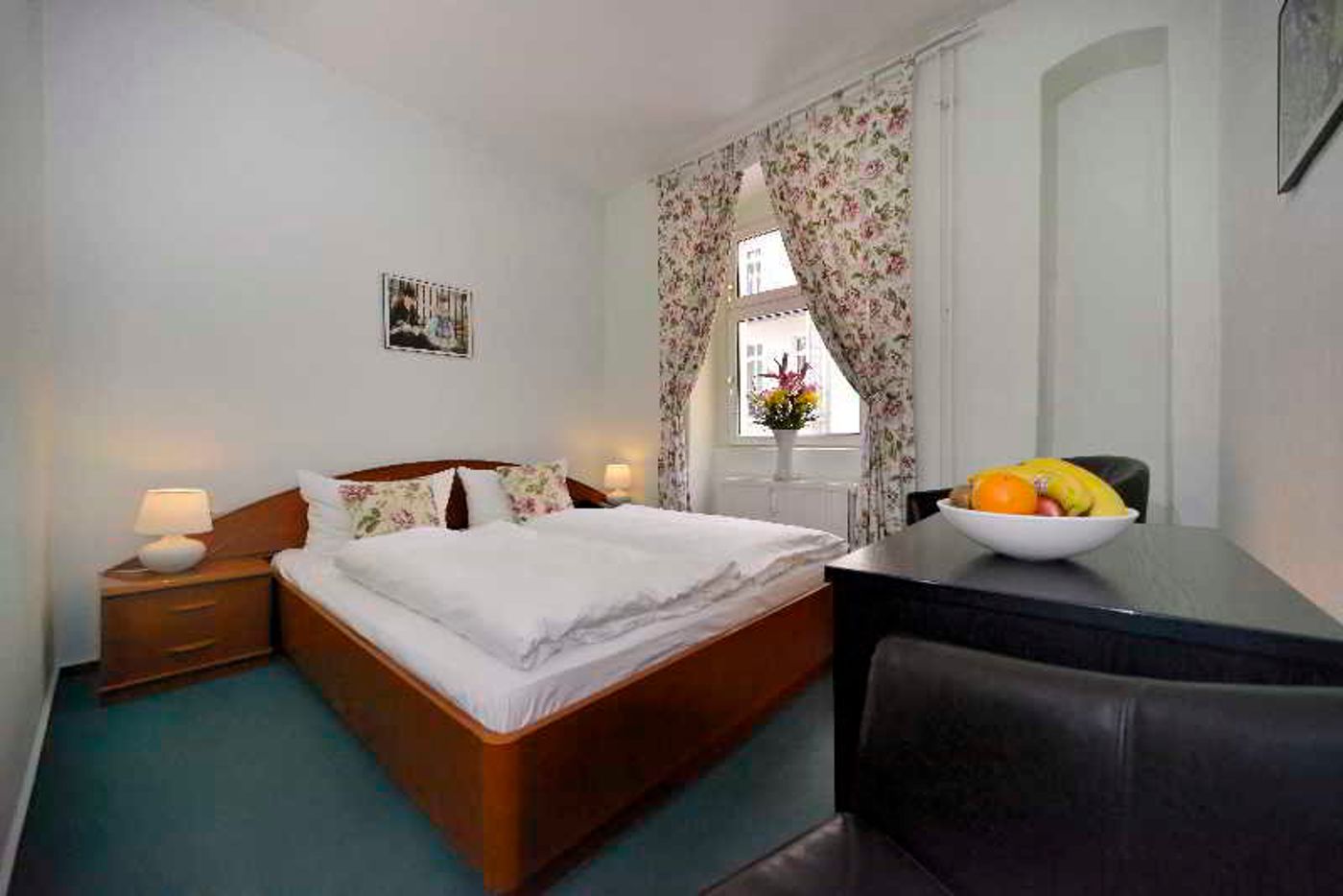 Old-Town-Hotel-Greifswalder-Strasse-Room-13