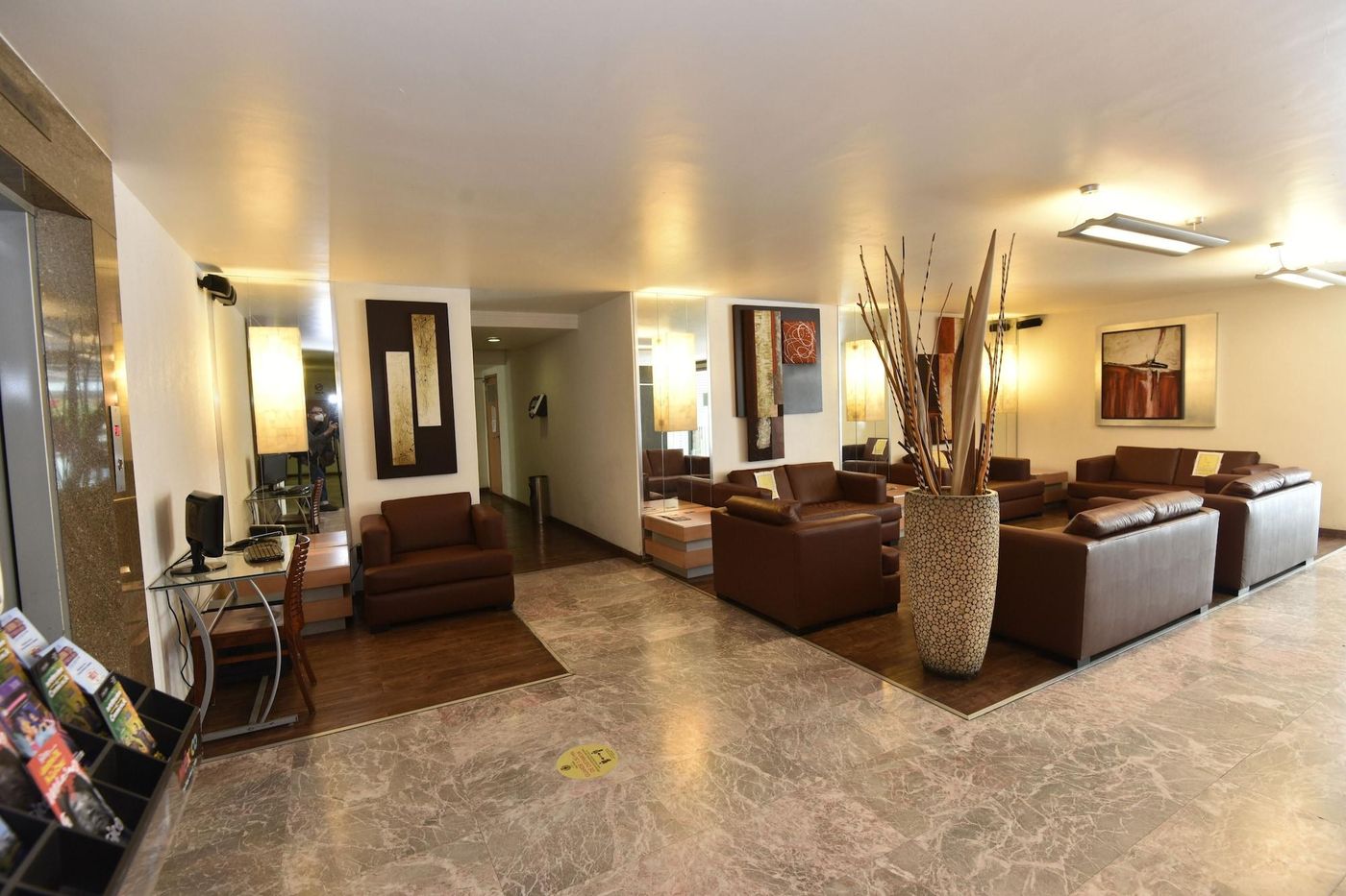 Hotel Milan-Mexico-Mexico City-Lobby-10