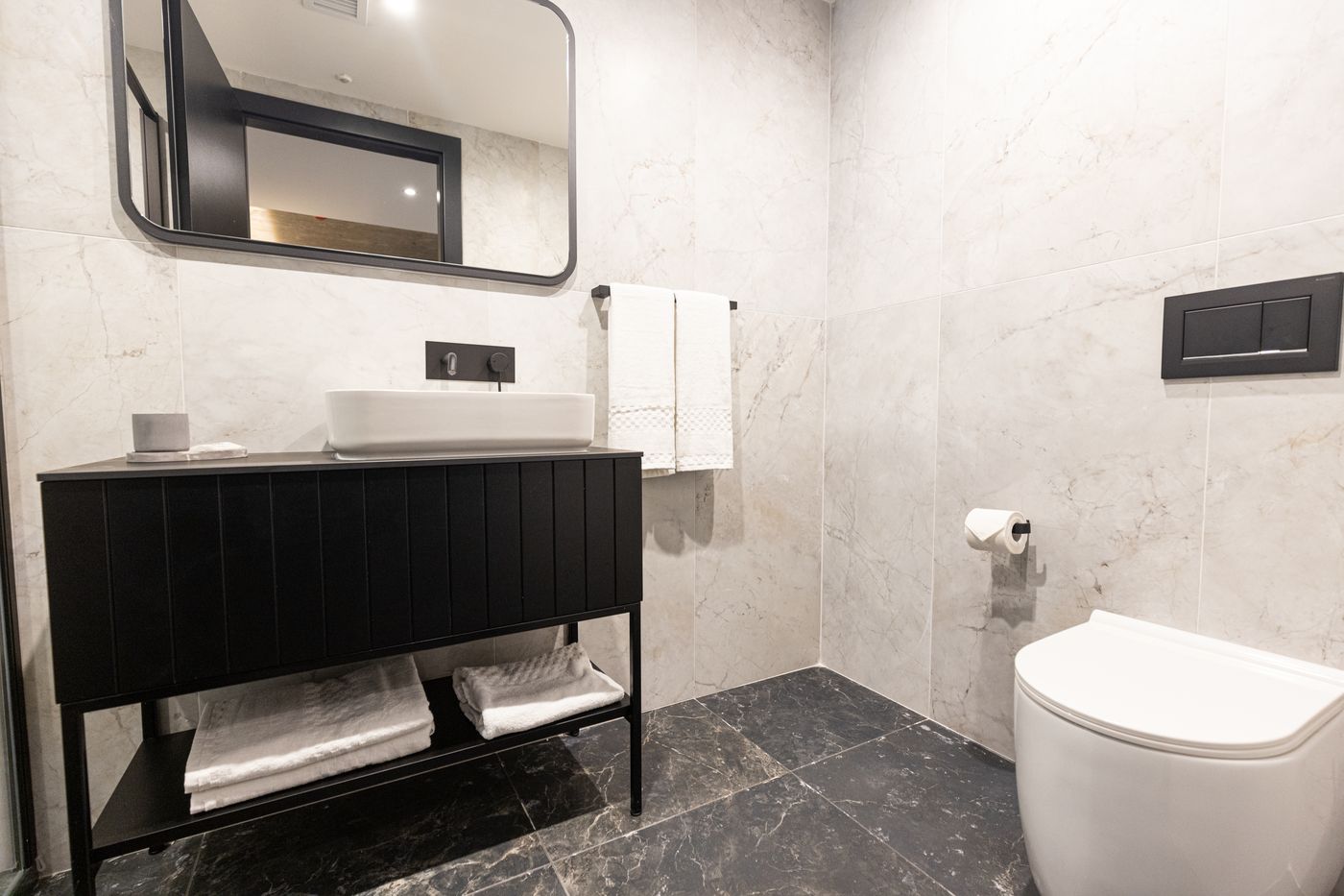 The Londoner Hotel St. Julian's