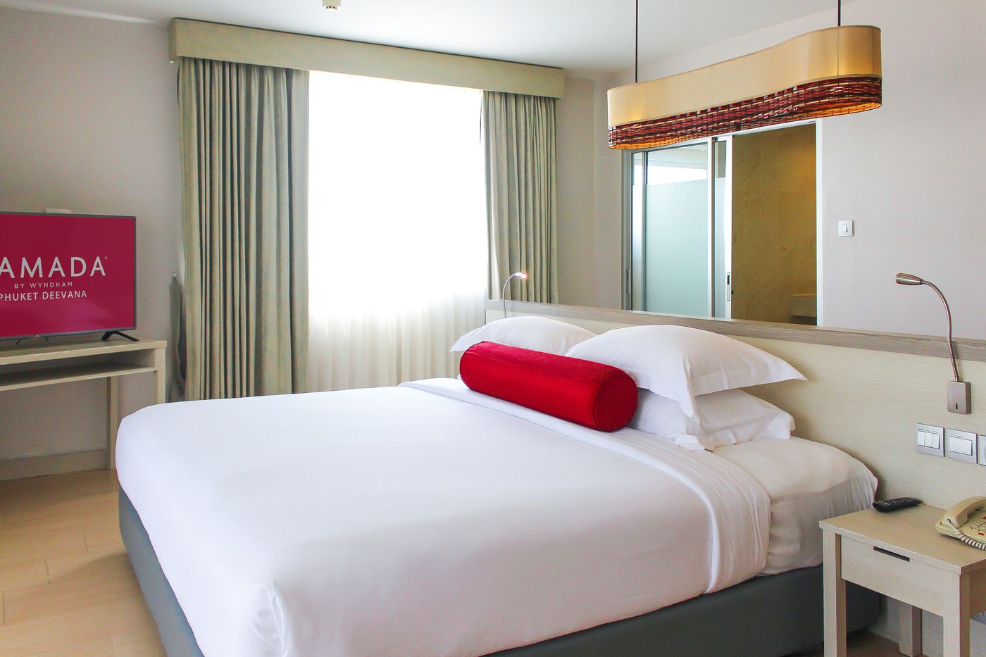 Ramada-By-Wyndham-Phuket-Deevana-Room-48