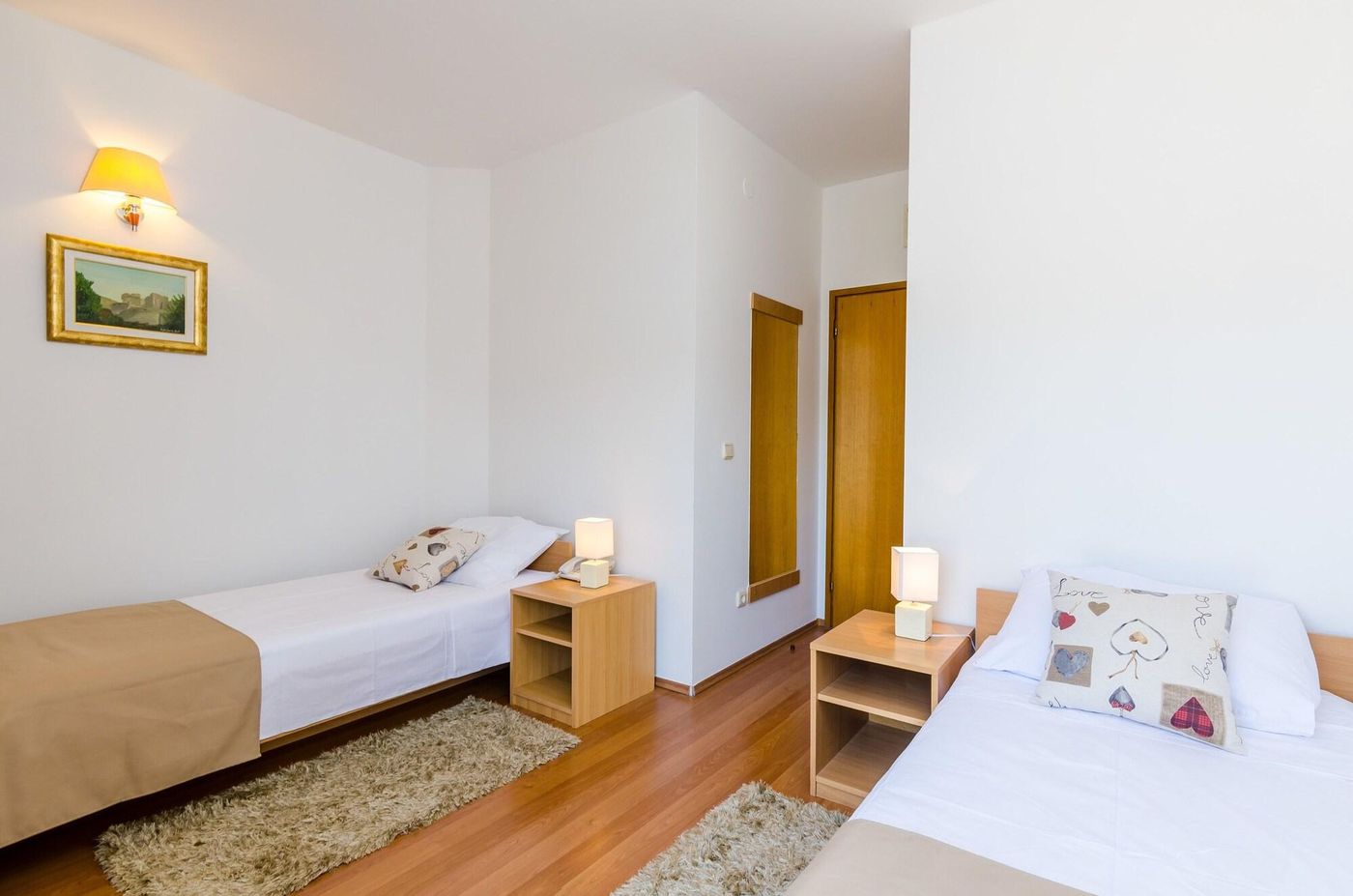 Pansion-Srebreno-Room-17