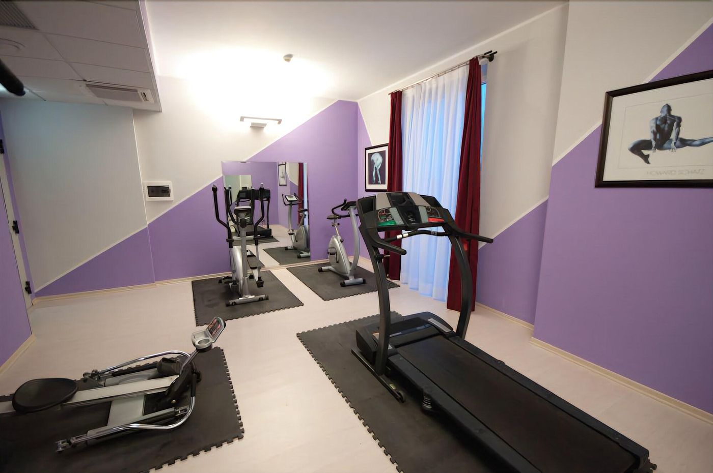 Brindor Hotel - Italy - POIRINO - Sports and Entertainment - 1