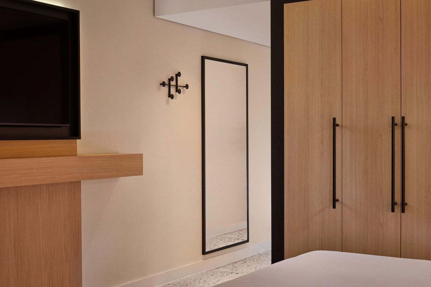 Sheraton-Amsterdam-Airport-Hotel-And-Conference-Center-Room-54