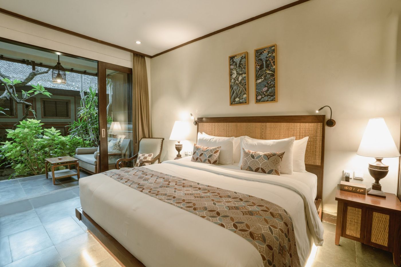 KUTA SEAVIEW BOUTIQUE 18.08