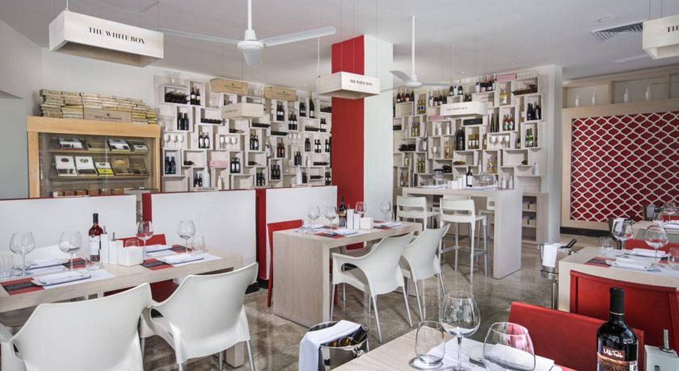 The-Pyramid-at-Grand-Oasis-Restaurant-55