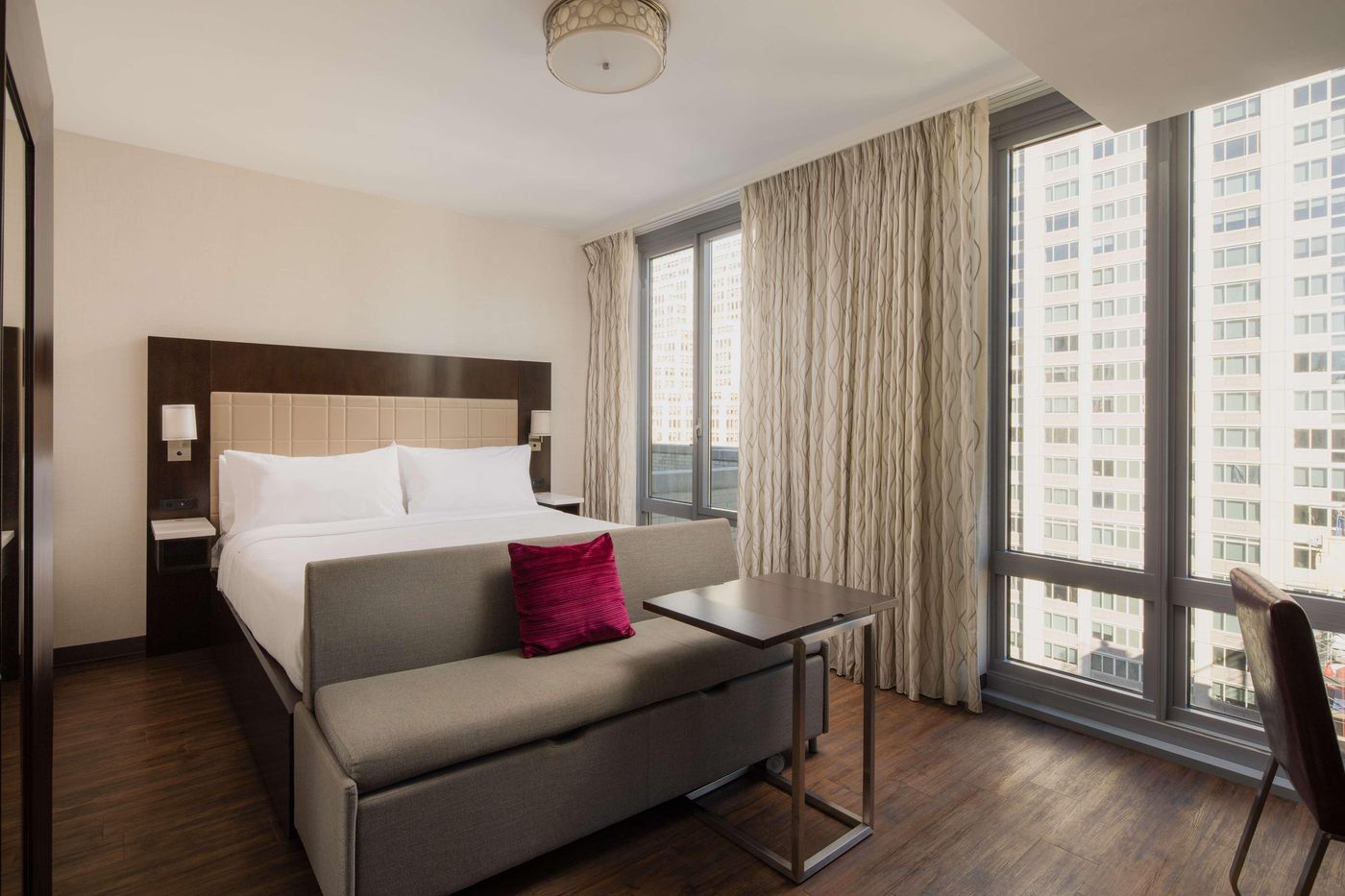 Embassy-Suites-by-Hilton-New-York-Manhattan-Times-Sq-Room-35
