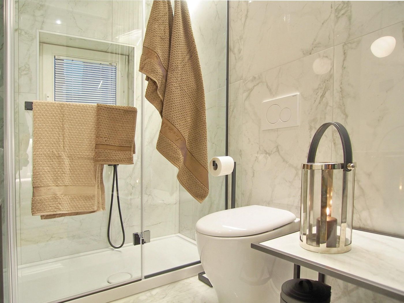 La-Vita-E-Bella-Ii-Room-57