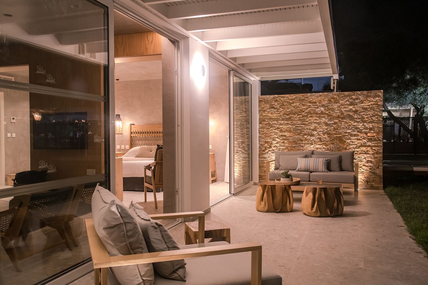 Grecian-Bay-Hotel-Room-8