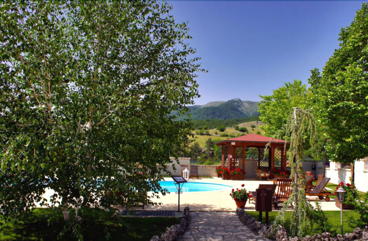 Hotel Bucaneve-Italy-PESCASSEROLI-General view-5