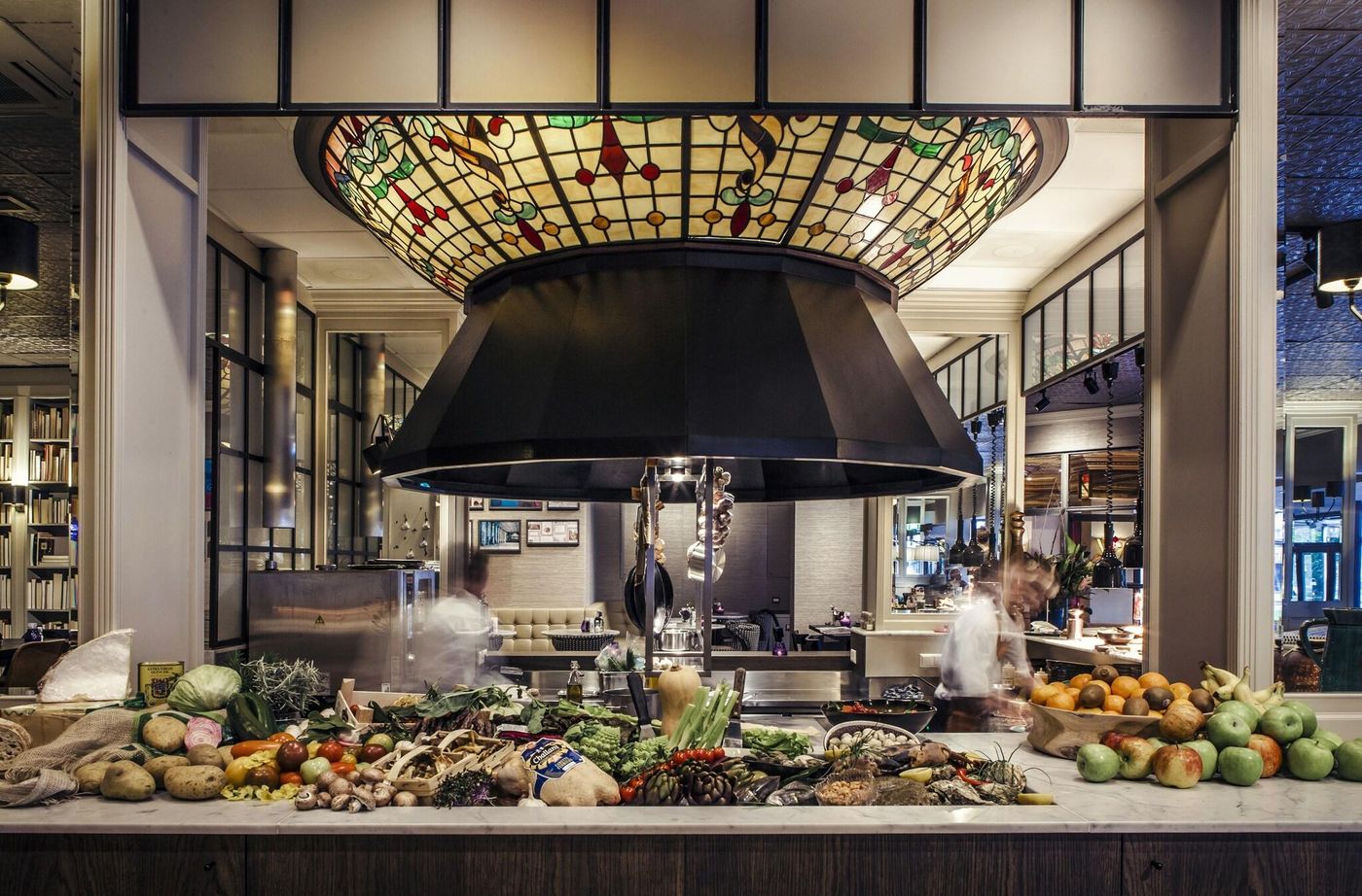 Carlton-Square-Restaurant-33