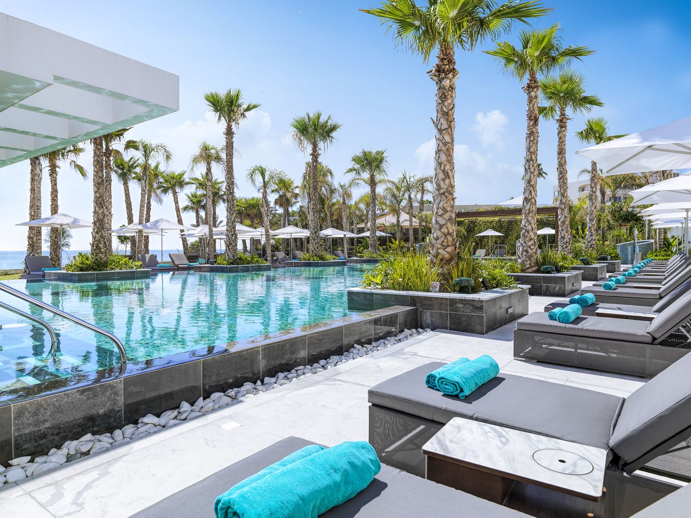 Amavi-Hotel---Adults-Only-Pool-4