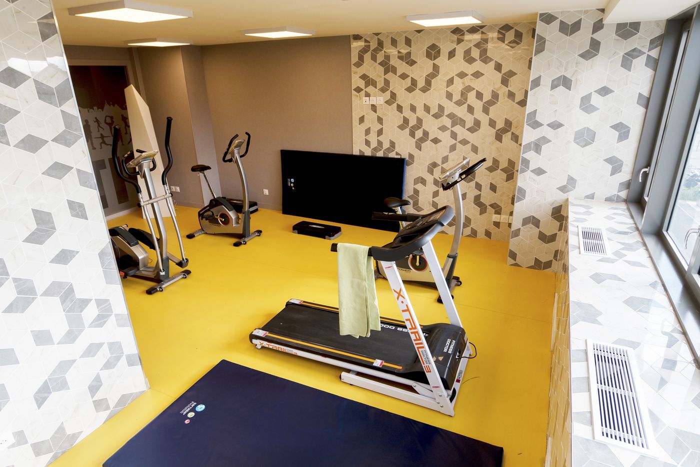 Appart-HÃ´tel Mer & Golf City Bordeaux Lac - France - BORDEAUX - Sports and Entertainment - 1