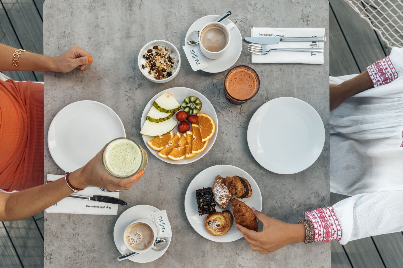 The-Ibiza-Twiins-Restaurant-72