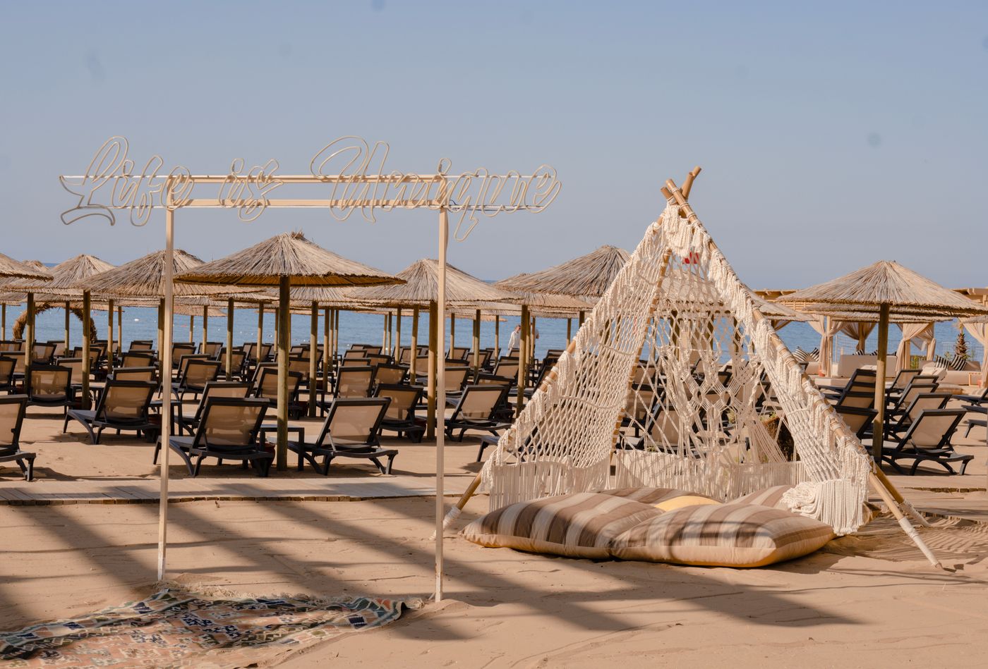 New - Liu Resort Side