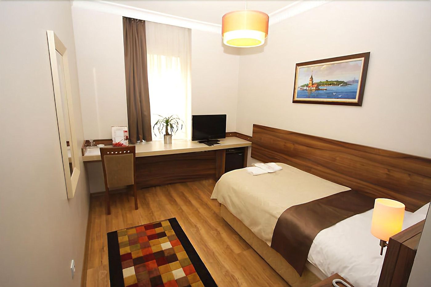 My-Rose-Hotel-Room-4