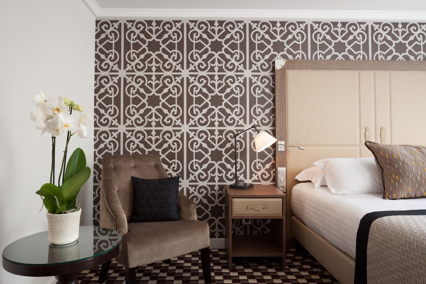 Phileas-Lazare---Spa-Room-40