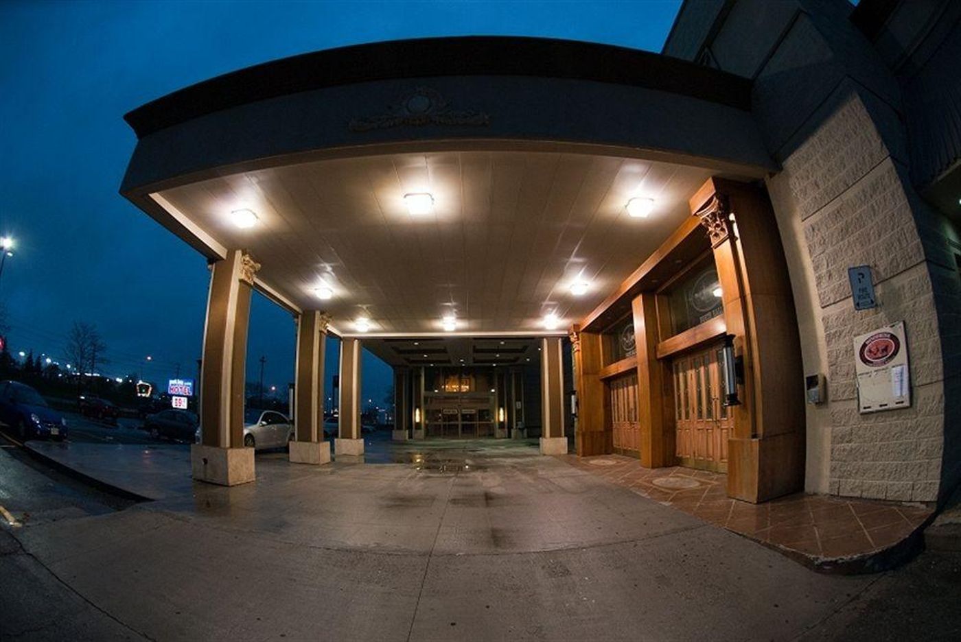 Woodbine Hotel and Suites-Canada-TORONTO-General view-9