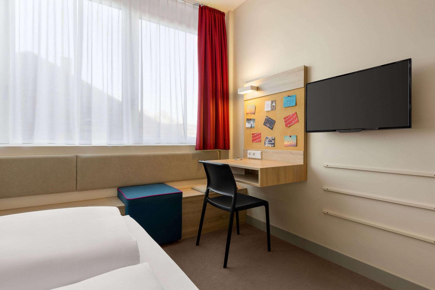 Vienna-House-Easy-by-Wyndham-Munich-Room-27