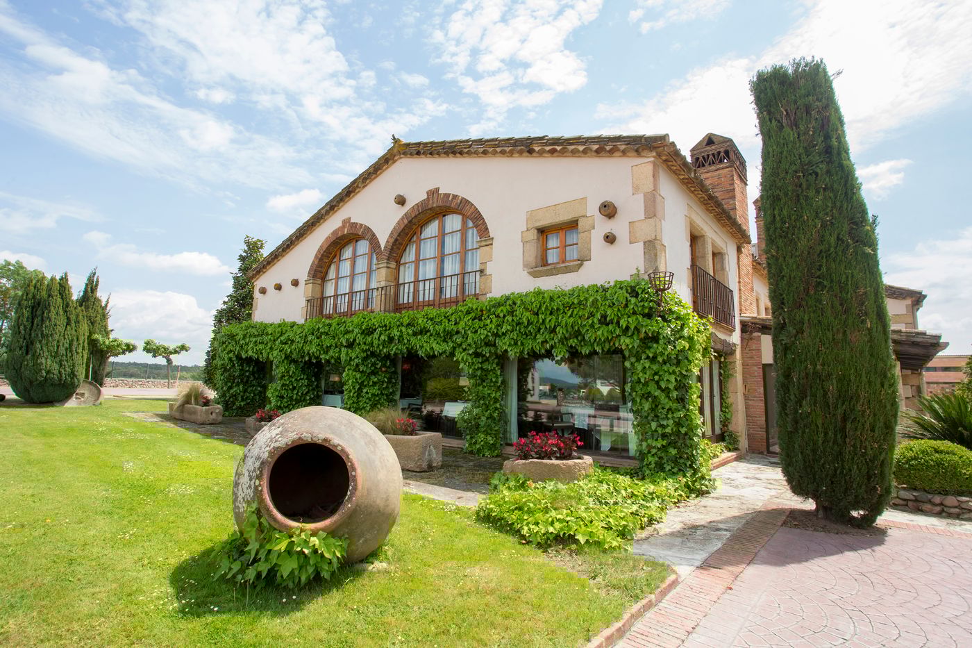 Mas-Sola-Restaurant-13