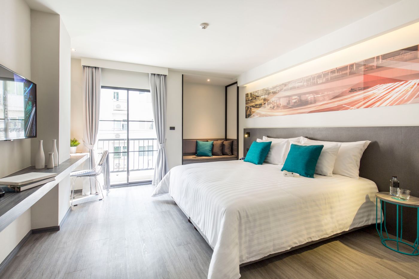 Cross-Vibe-Bangkok-Sukhumvit-Room-22