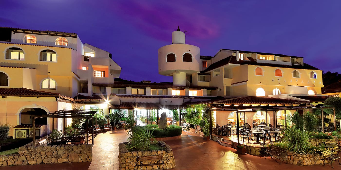 Colonna-Beach-Hotel---Residence-General-view-6