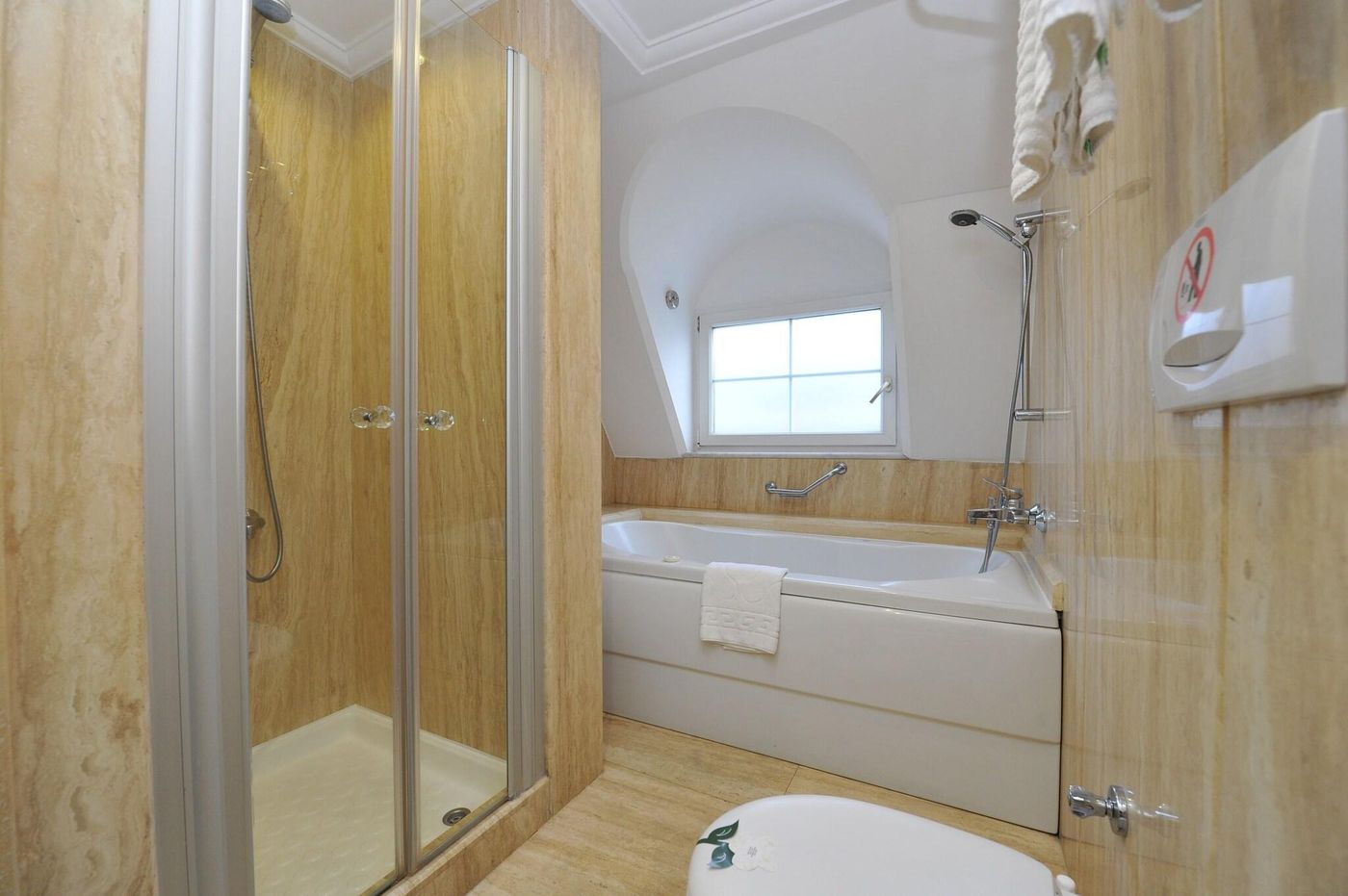 Hotel-Yasmak-Sultan-Room-26