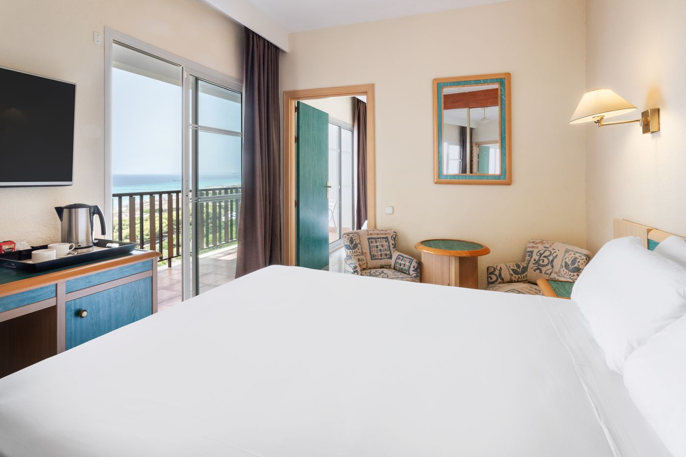 New - Sol Milanos-Pinguinos