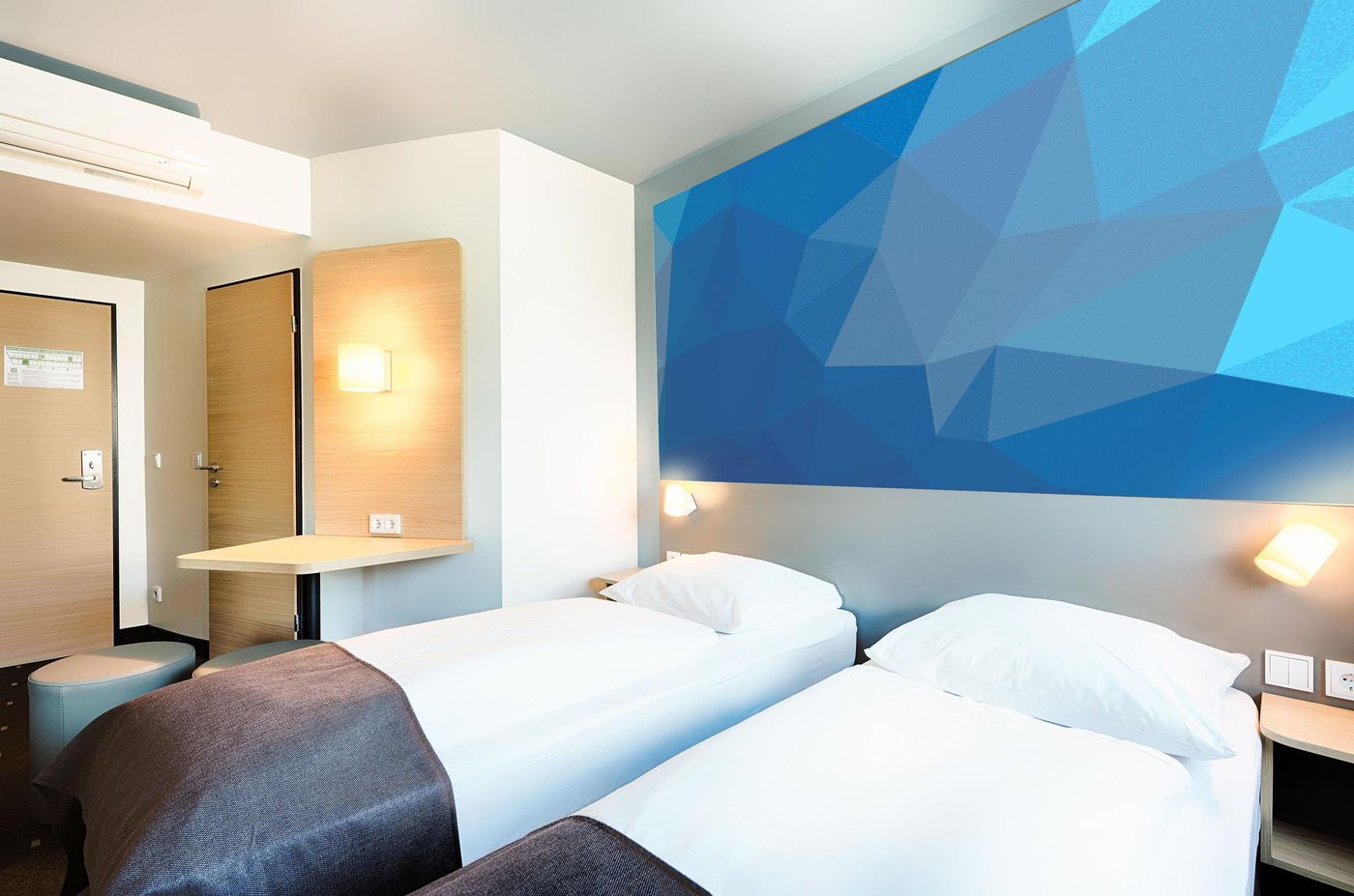 B-B-HOTEL-Berlin-City-West-Room-17