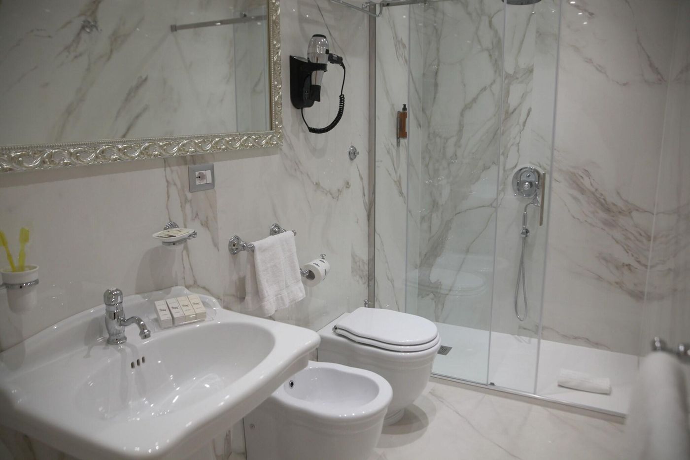 Maison-Tritone-Room-43