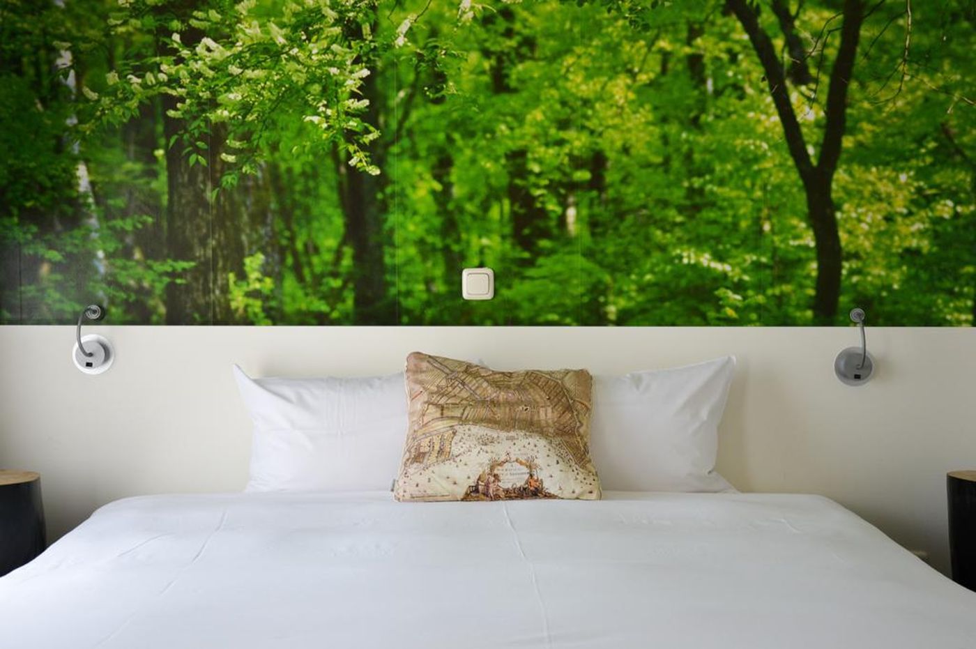 Conscious-Hotel-Museum-Square-Room-17