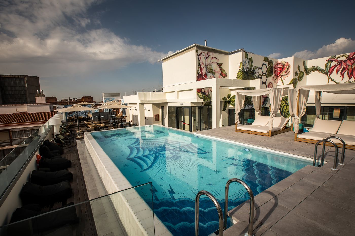 NYX-Hotel-Madrid-by-Leonardo-Hotels-Pool-2